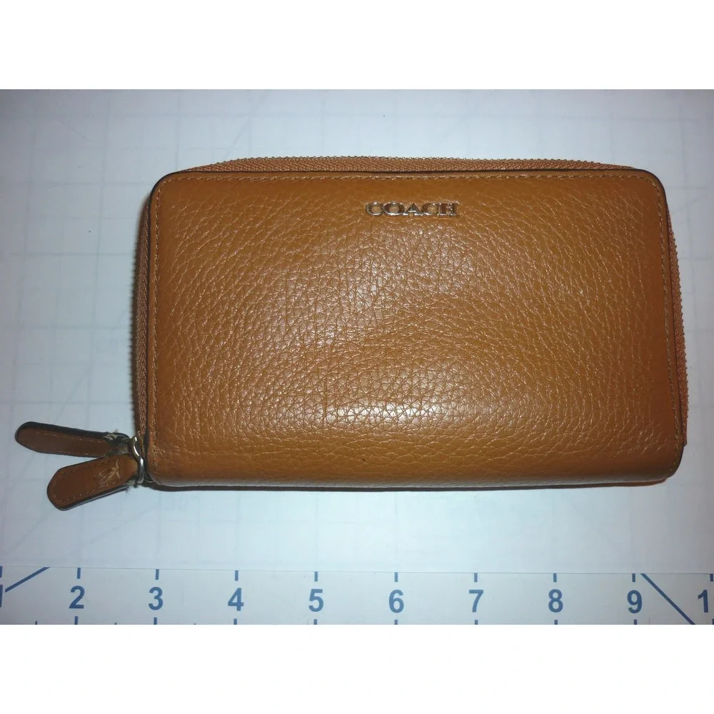 Vintage Coach Brown Pebbled Leather Phone Zip Around Wallet - Picture 2 of 10